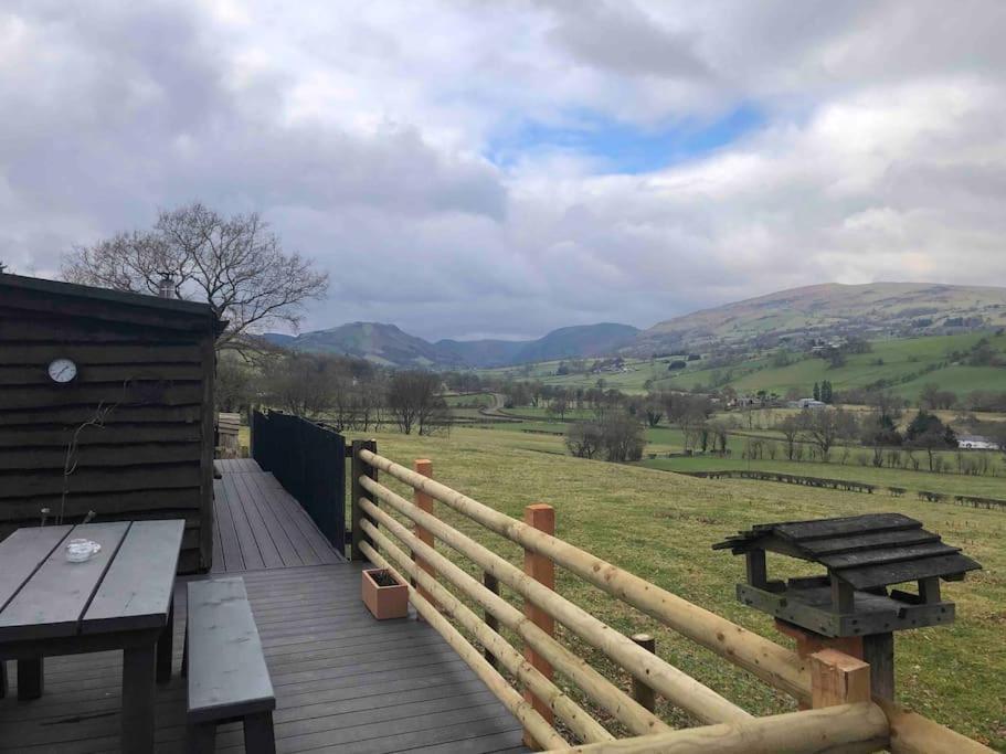Villa The Retreat Llanrhaeadr-ym-Mochnant Esterno foto