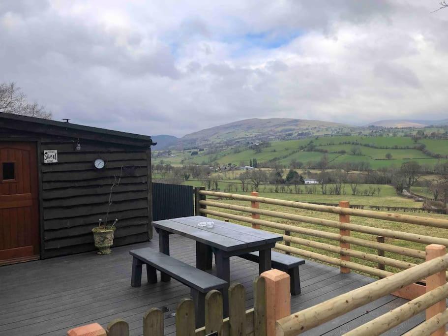 Villa The Retreat Llanrhaeadr-ym-Mochnant Esterno foto